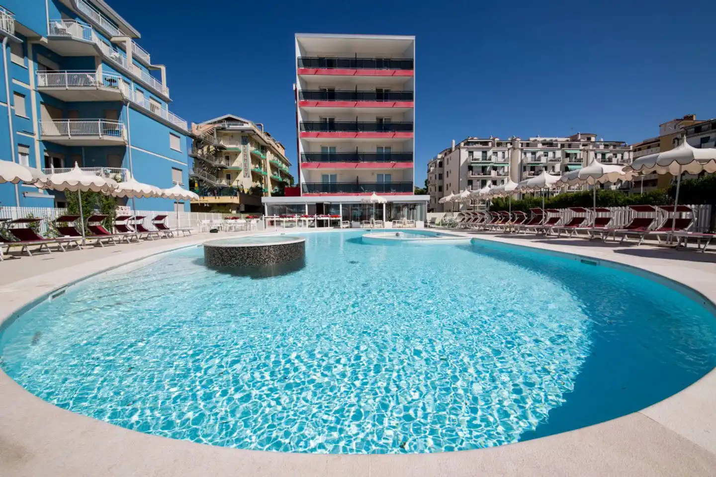 Baia del Mar Beach Boutique Hotel Pool