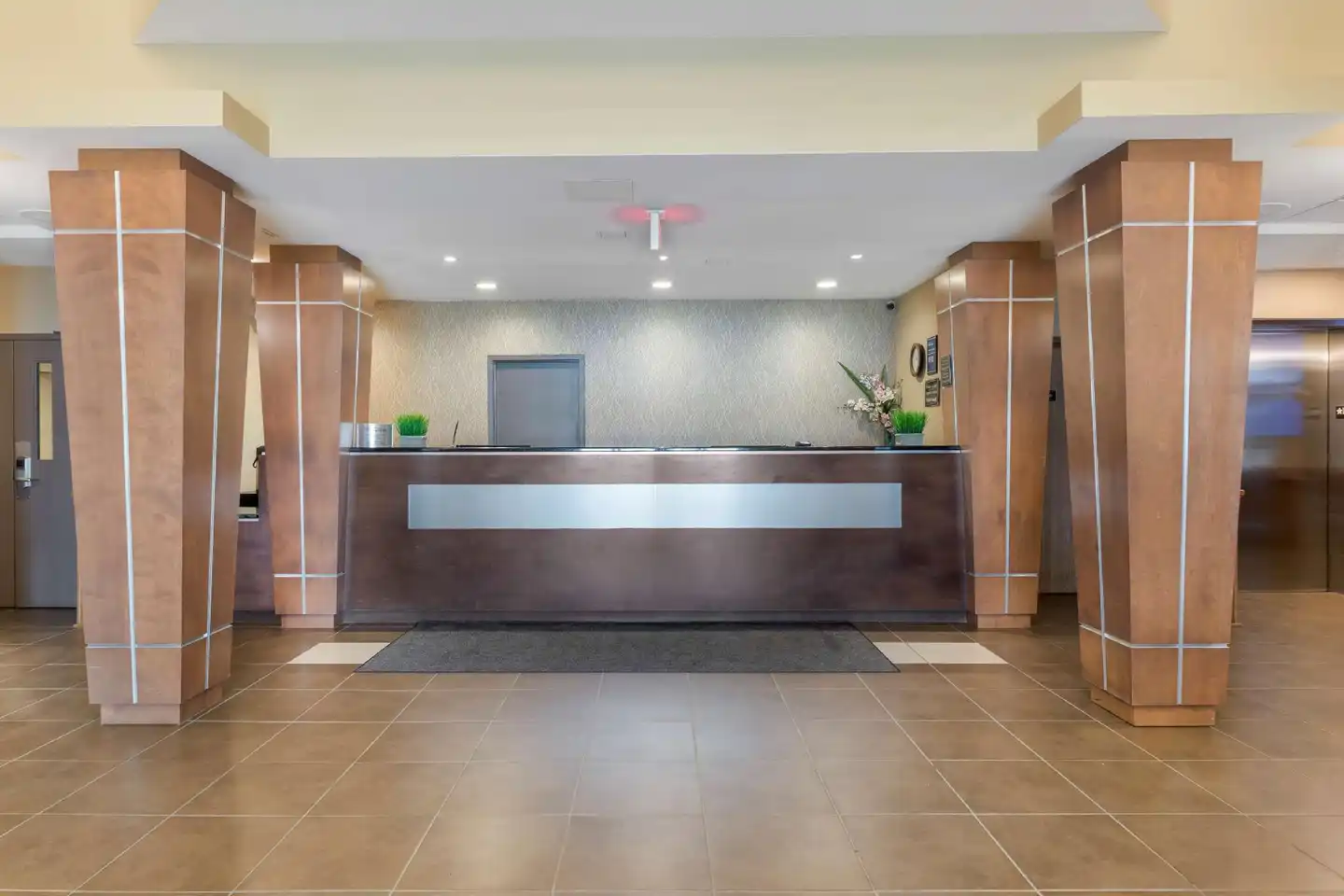 Best Western Plus Saint John Hotel & Suites Lobby