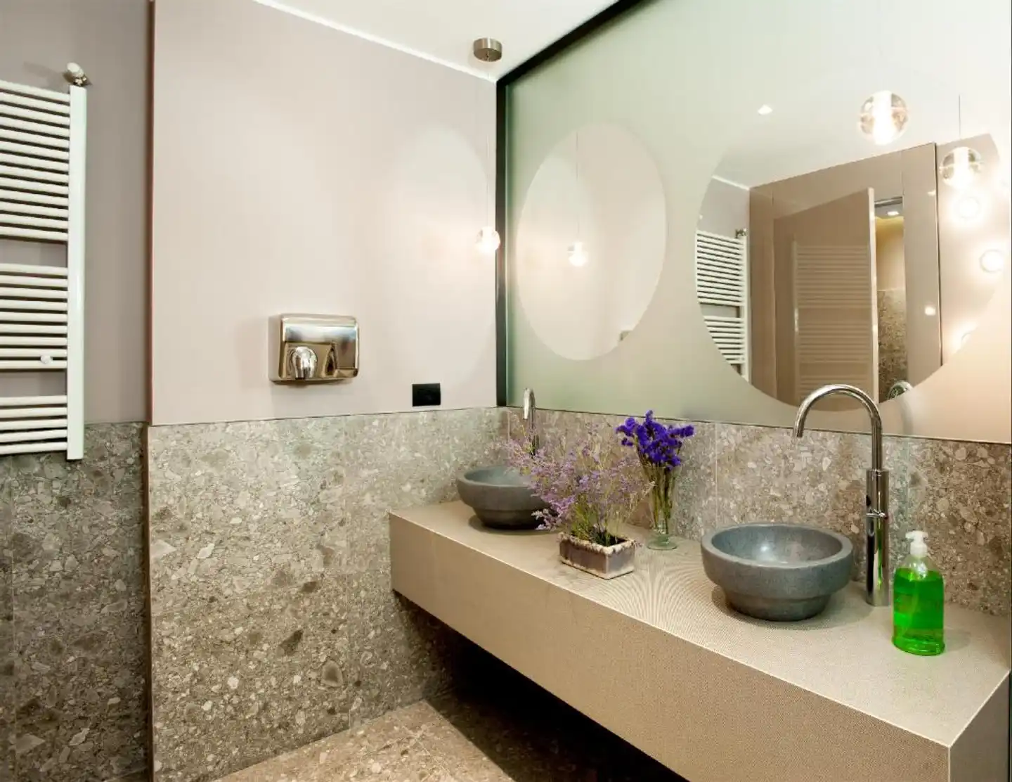 Lombardia Badezimmer