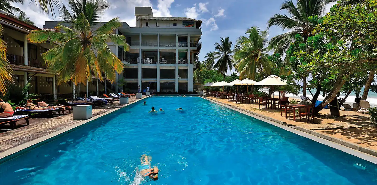 Paradise Beach Club Mirissa Pool
