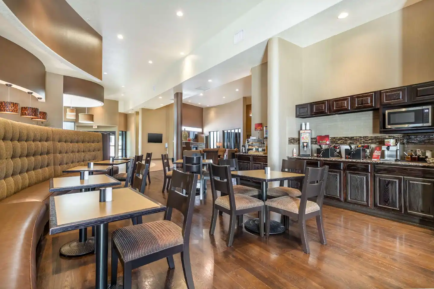 Best Western Plus Atrea Hotel and Suites Sport und Entertainment