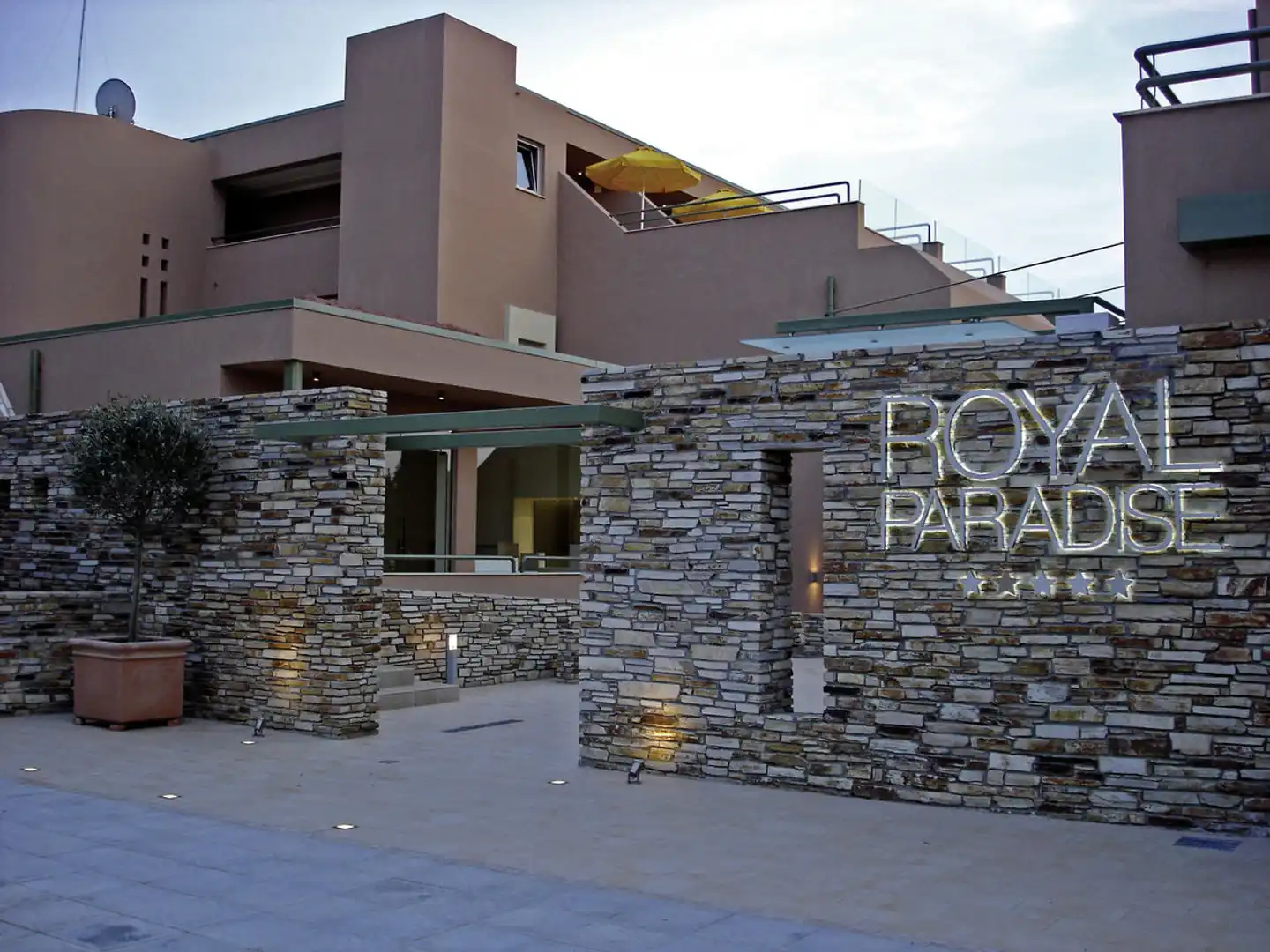 Royal Paradise Beach Resort & Spa Aussenansicht