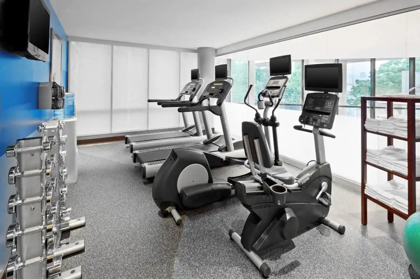Vista LIC Hotel, BW Premier Collection Sport und Entertainment