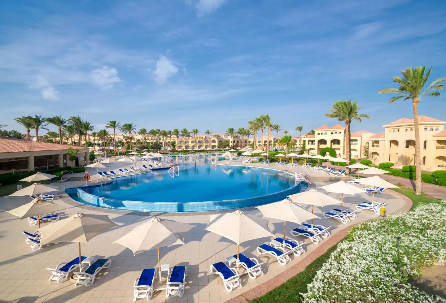Cleopatra Luxury Resort Makadi Bay Pool