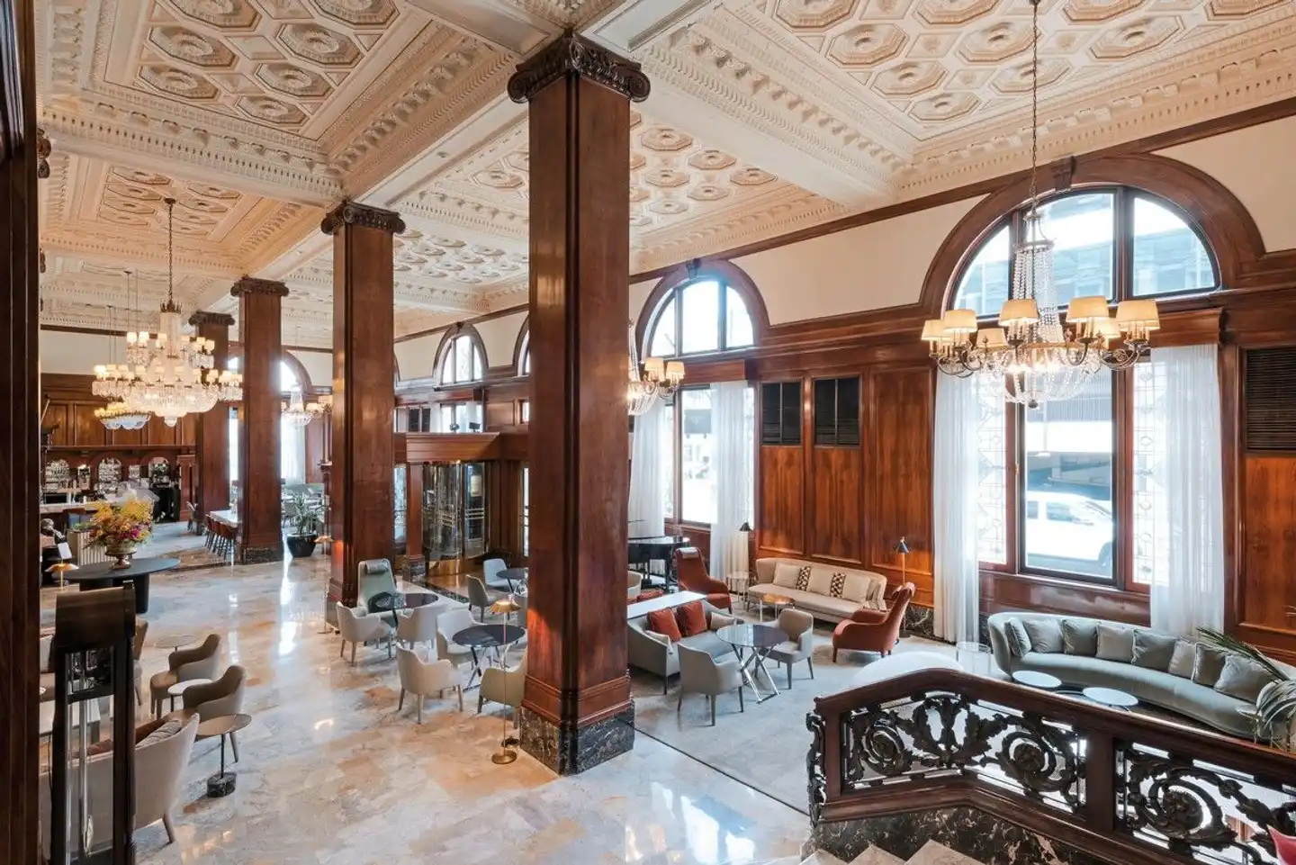 The Benson Portland, Curio Collection by Hilton Lobby