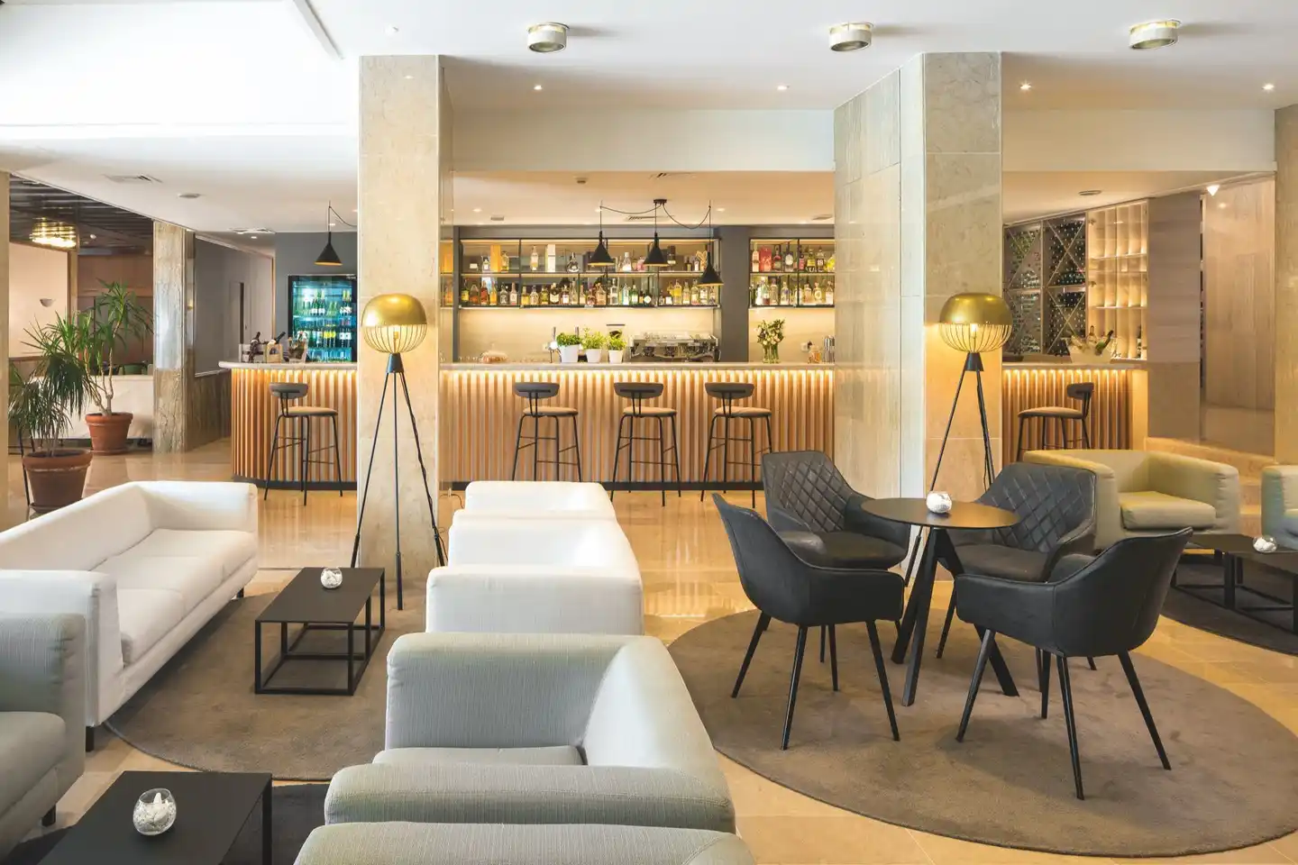 Valamar Meteor Hotel Lobby