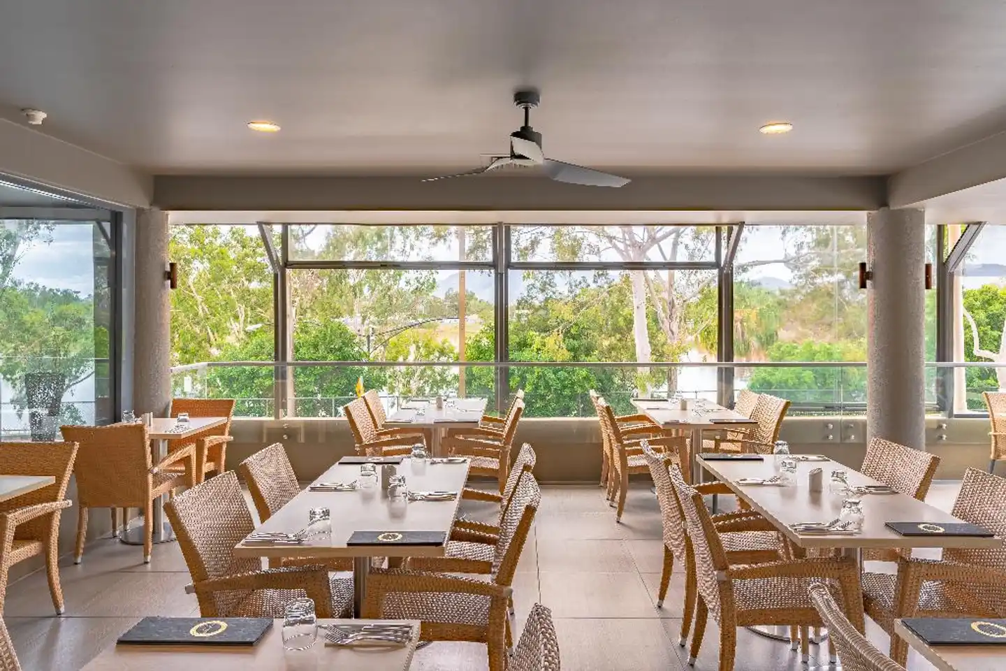 Travelodge Rockhampton Restaurant