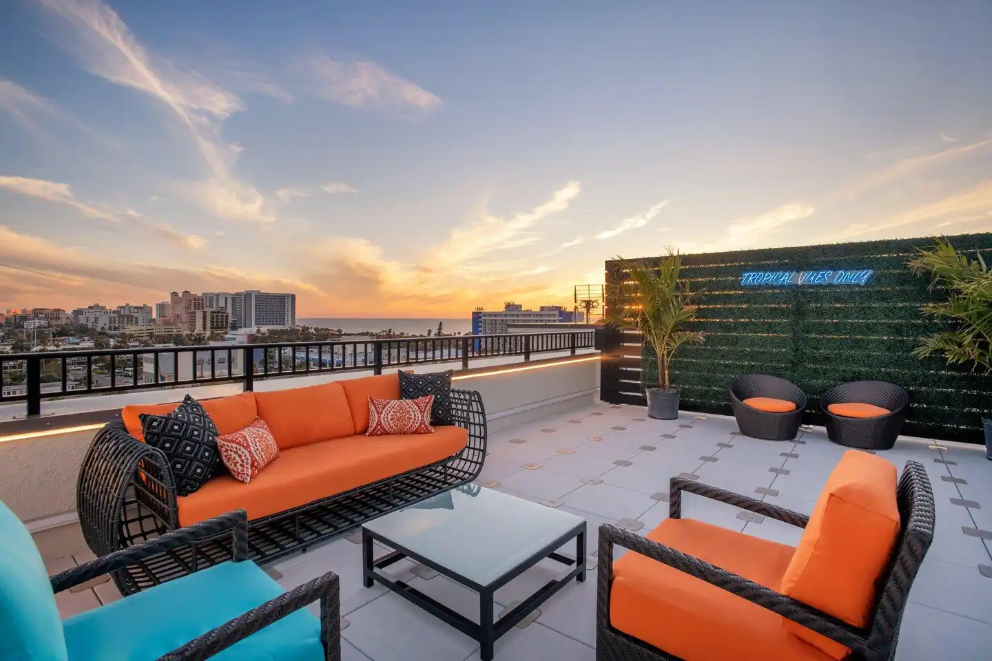 Courtyard By Marriott Clearwater Beach Terrasse