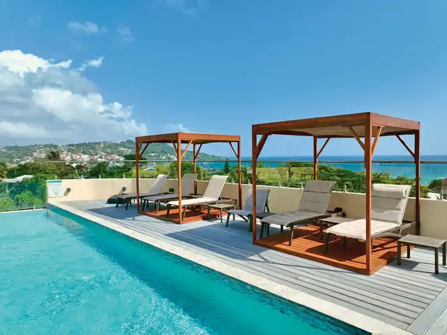 Comfort Inn & Suites Tobago Pool