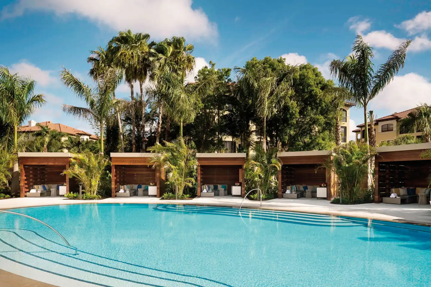 The Ritz-Carlton Naples, Tiburón Pool