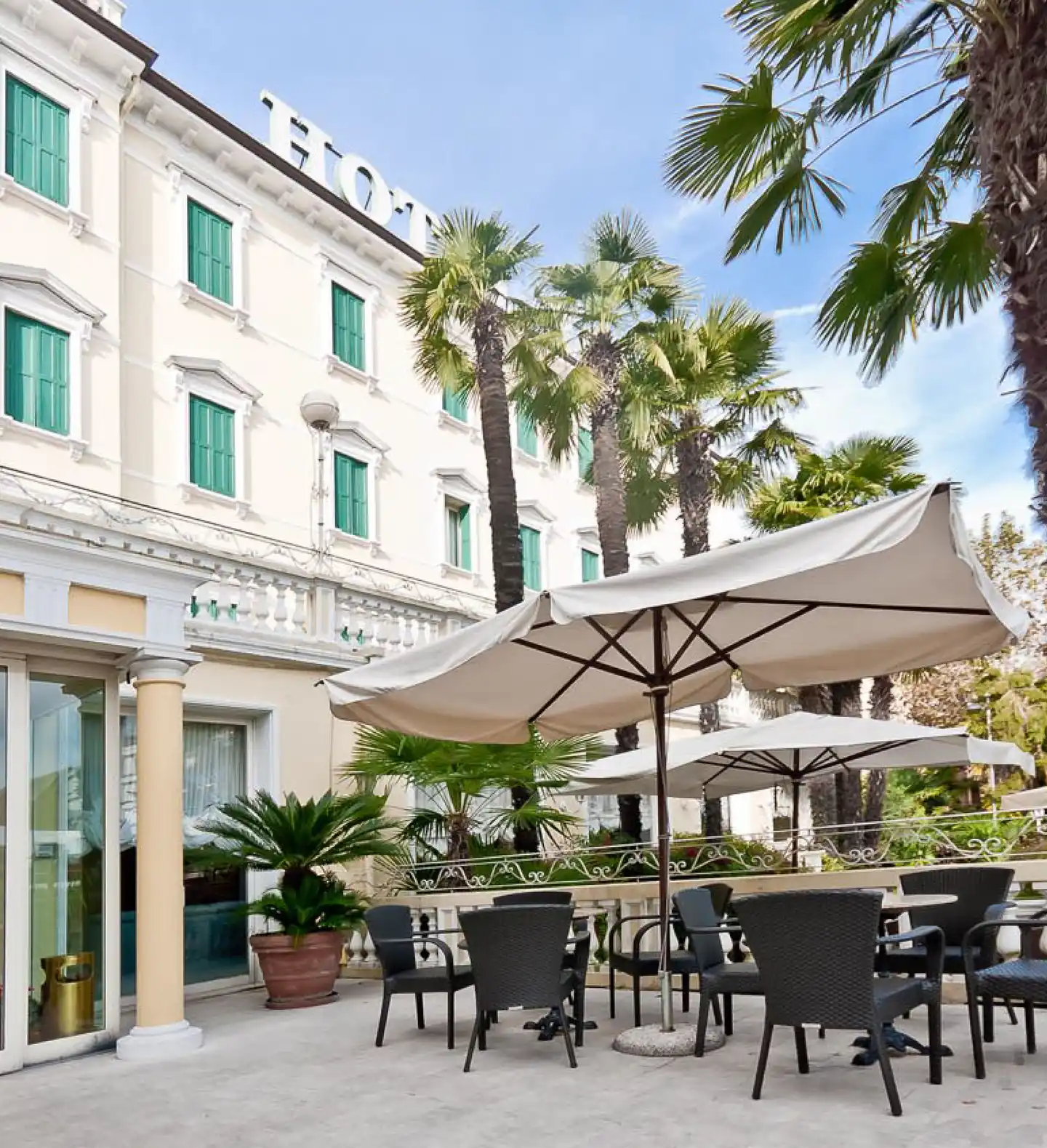 Terme Roma Aussenansicht