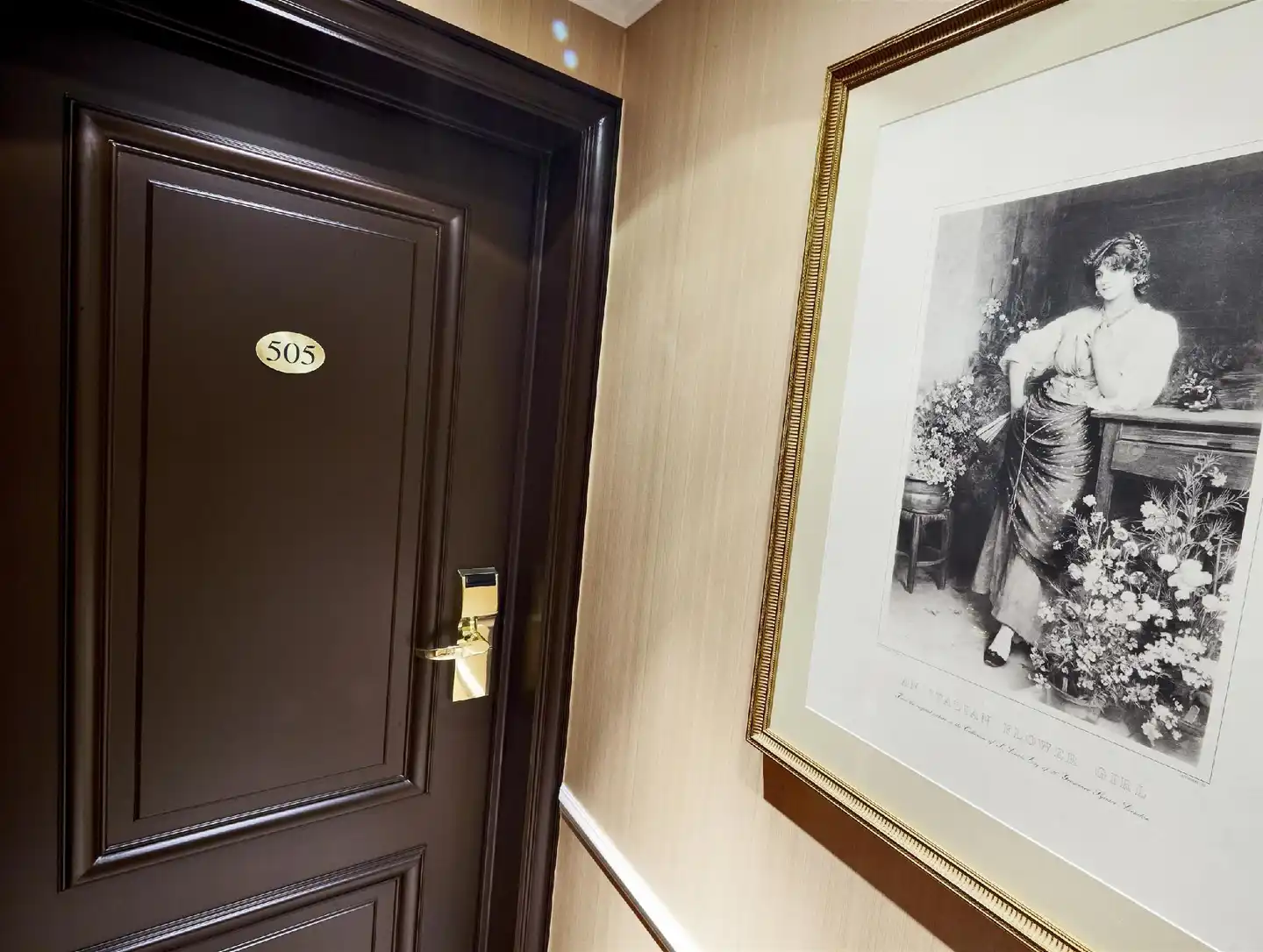 Golden Tulip Washington Opera Badezimmer