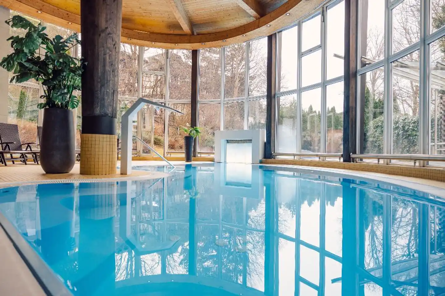 Bon Alpina Hallenbad