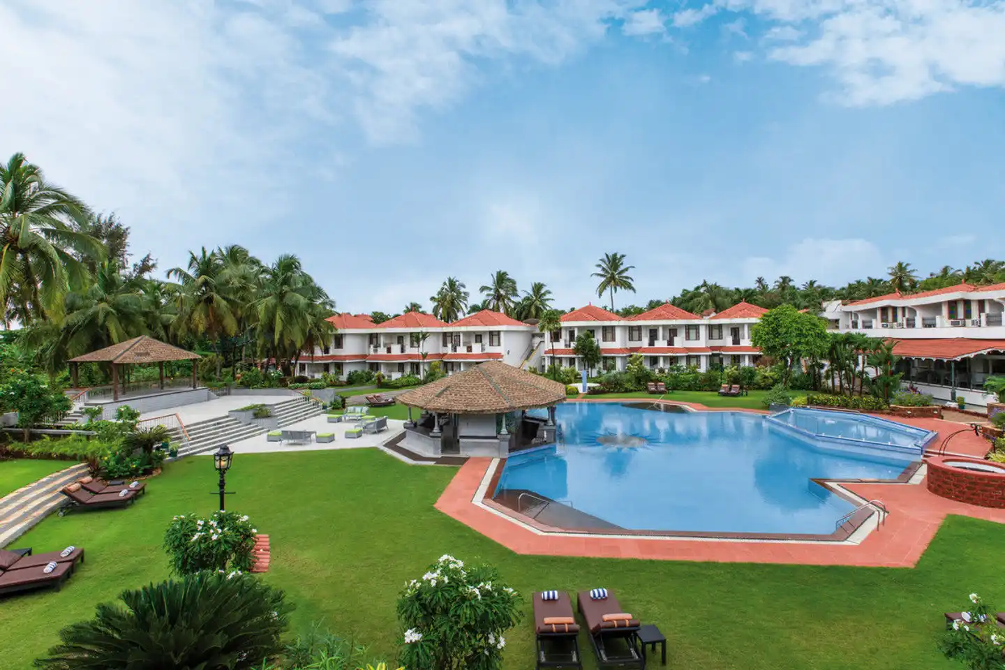 The Heritage Village Club Pool