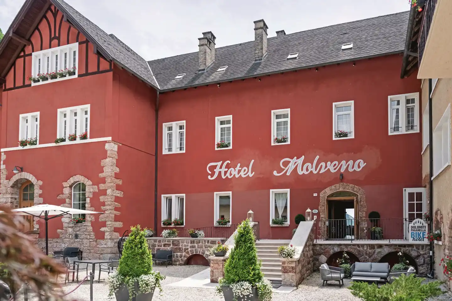 Grand Hotel Molveno Aussenansicht