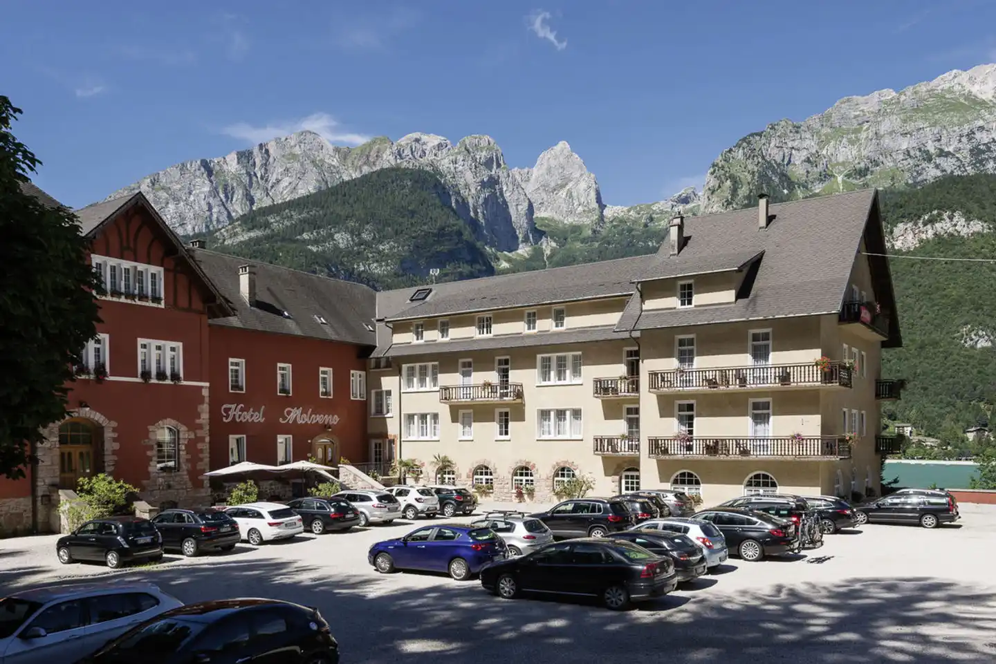 Grand Hotel Molveno Aussenansicht