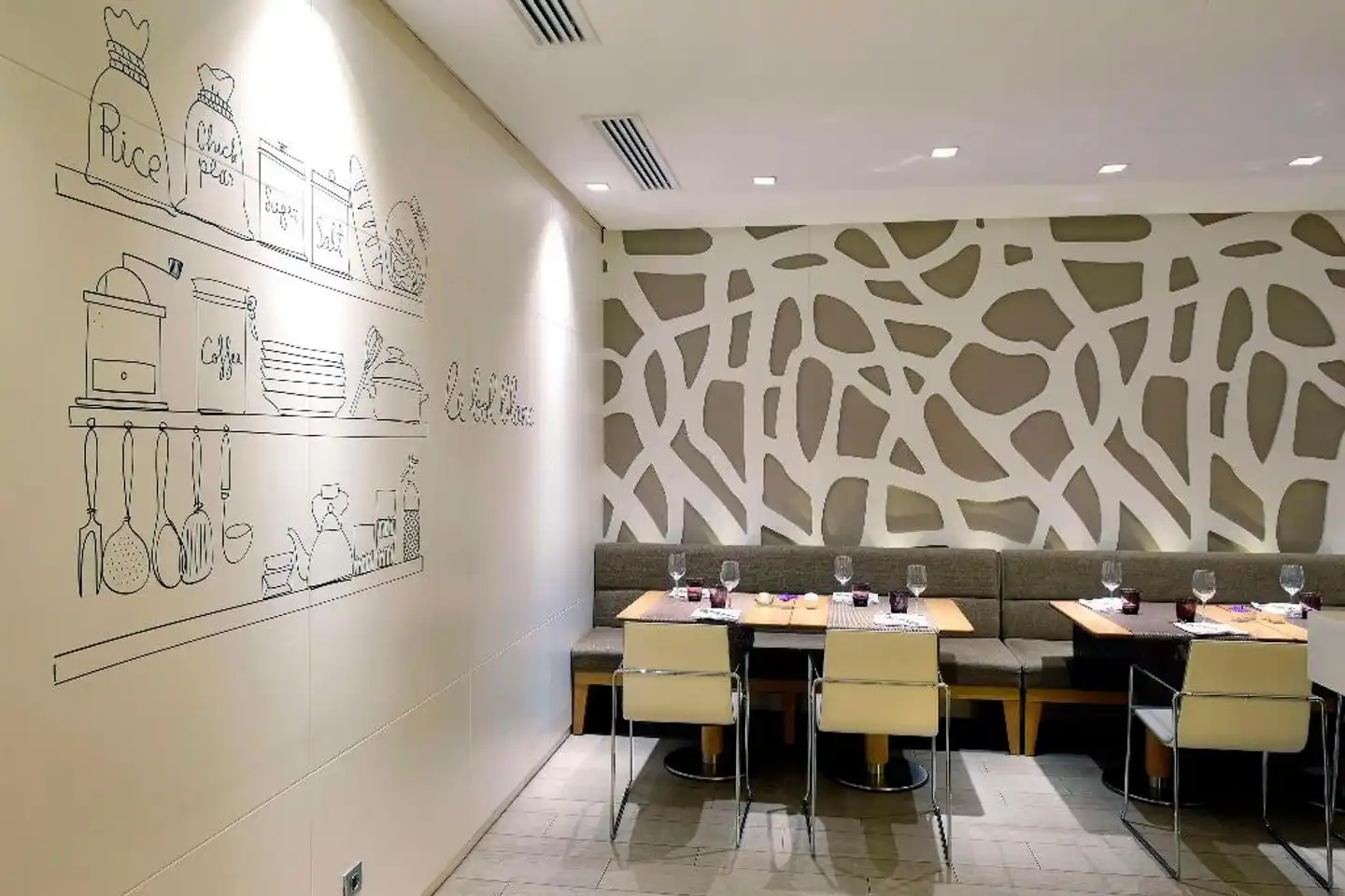 NH Collection Villa de Bilbao Lobby