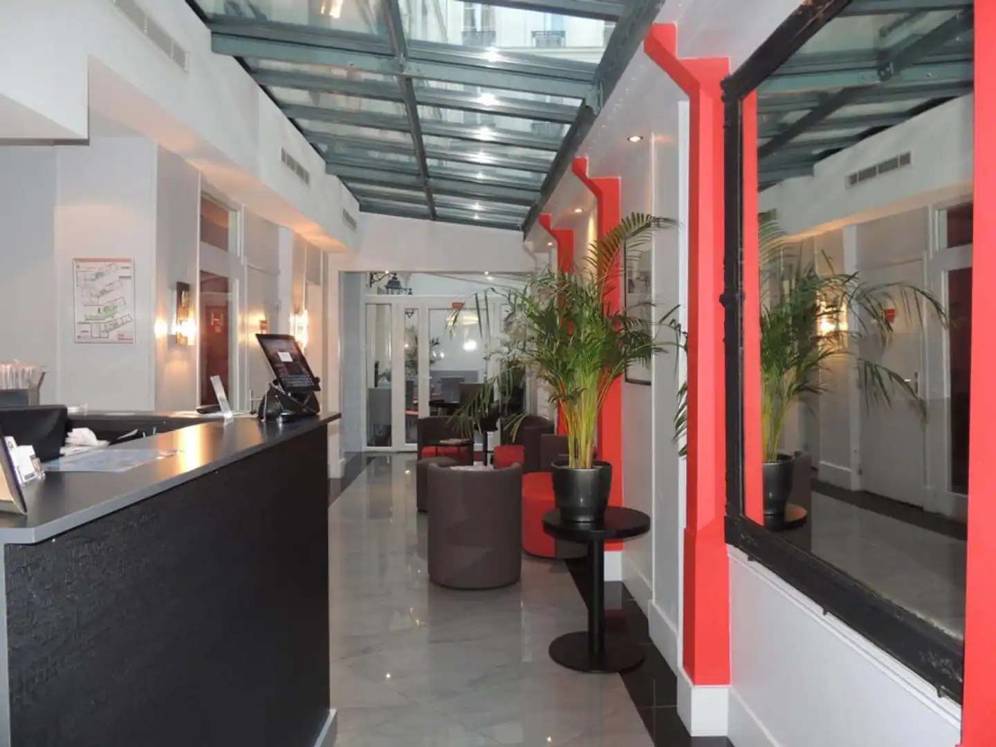 Eden Opéra Lobby