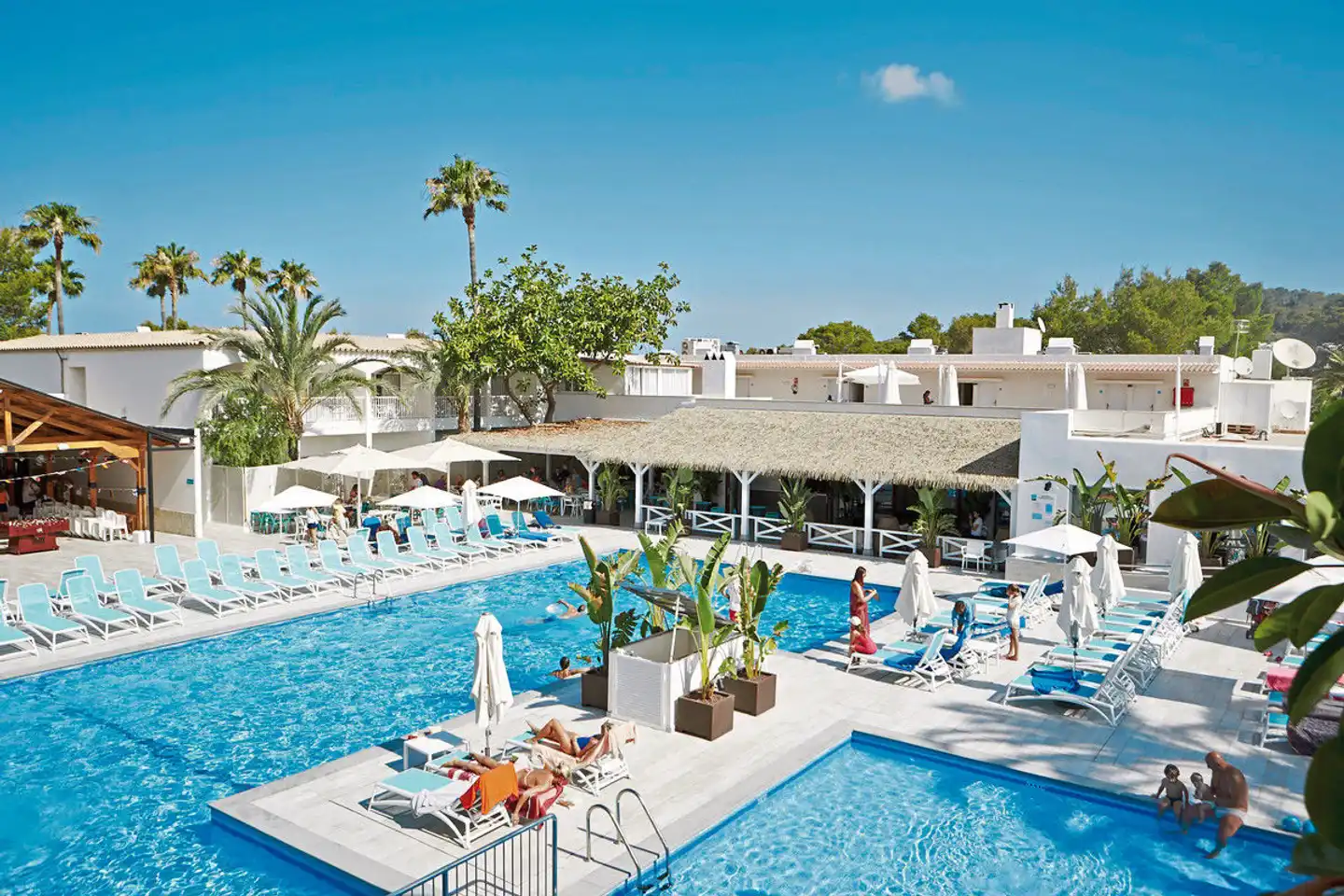 Vibra Cala Tarida Pool