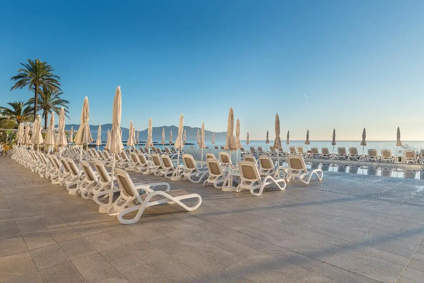 Atolon Strand
