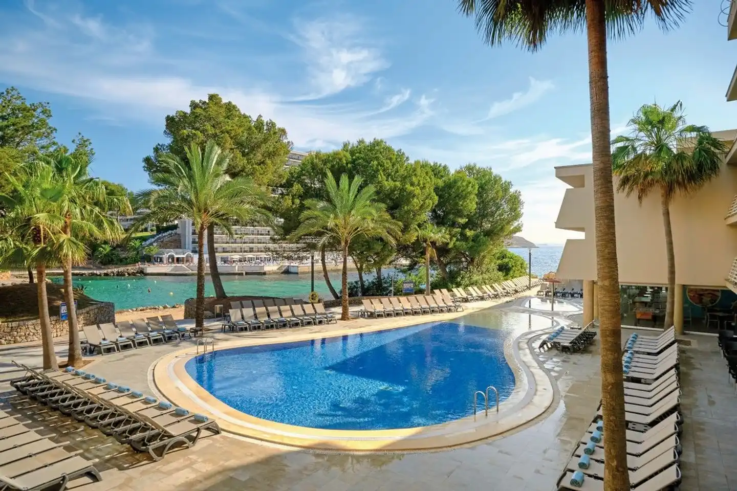 Occidental Cala Viñas Pool