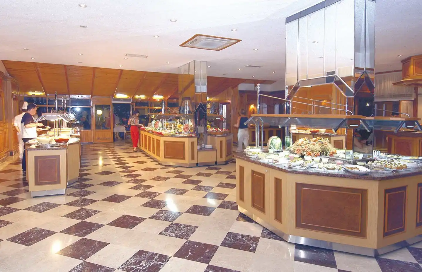 Rubi Hotel Restaurant