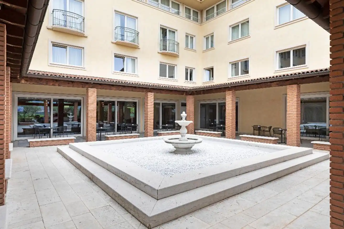 B&B Hotel Affi Lago di Garda Aussenansicht