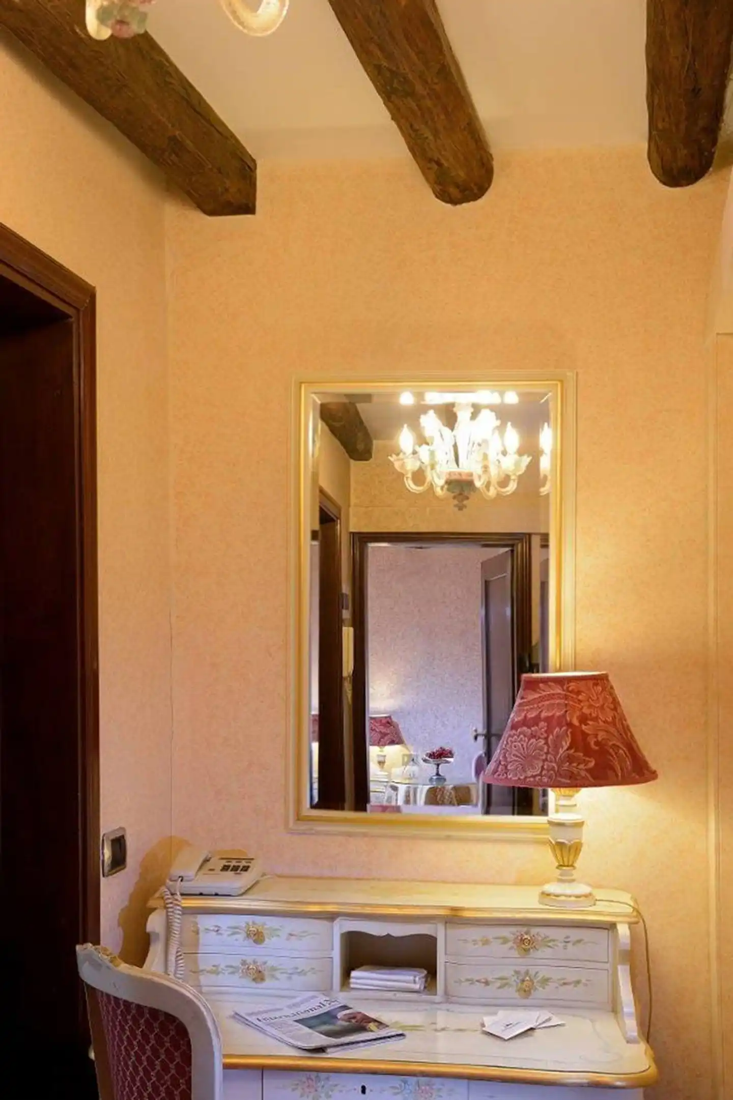 Hotel Ambassador Tre Rose Wohnbeispiel