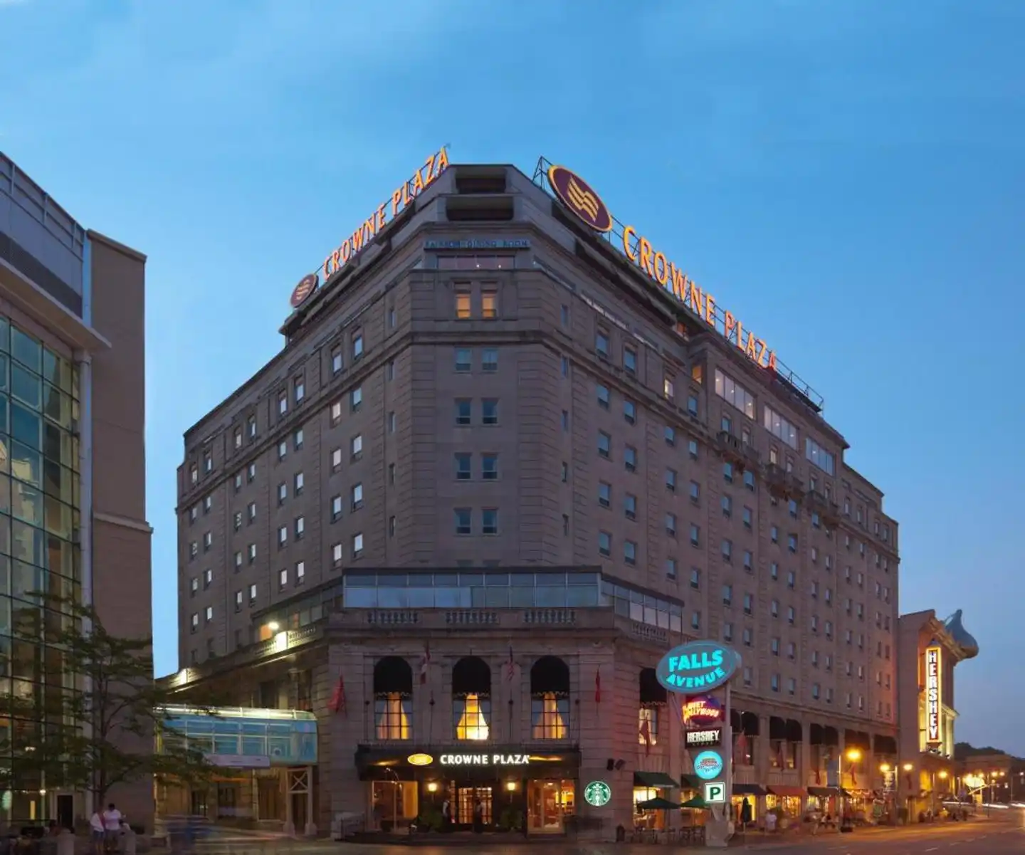 The BROCK Niagara Falls - Fallsview Tapestry Collection by Hilton Aussenansicht