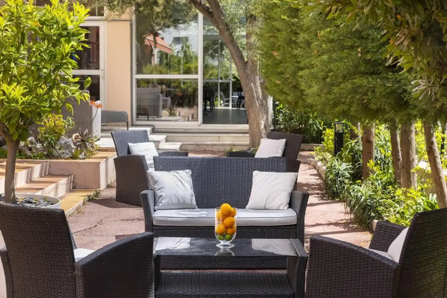 The Originals Boutique, Hotel des Orangers Terrasse