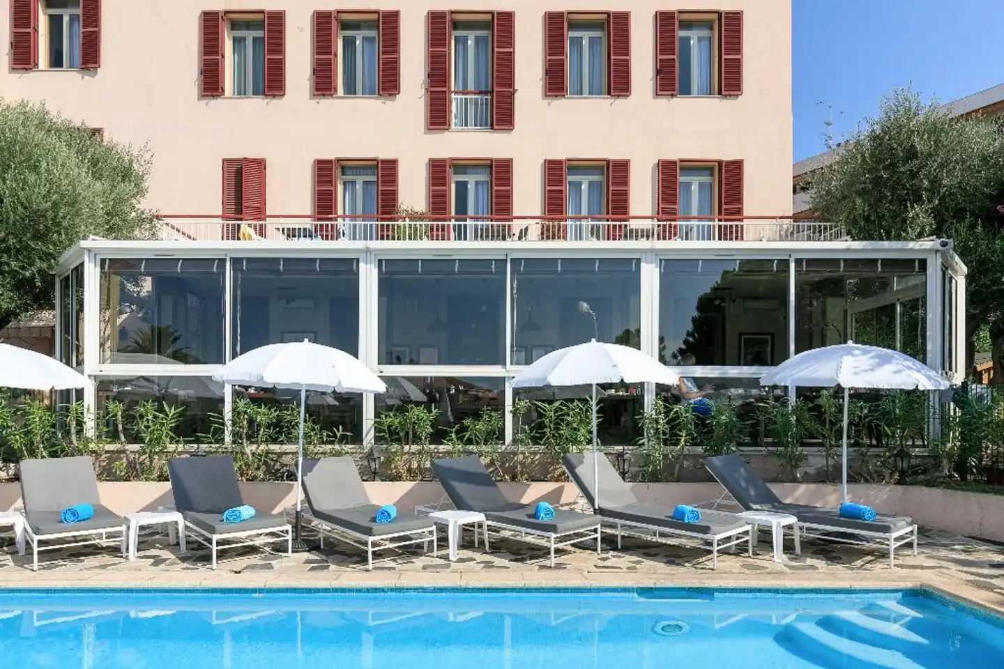The Originals Boutique, Hotel des Orangers Pool