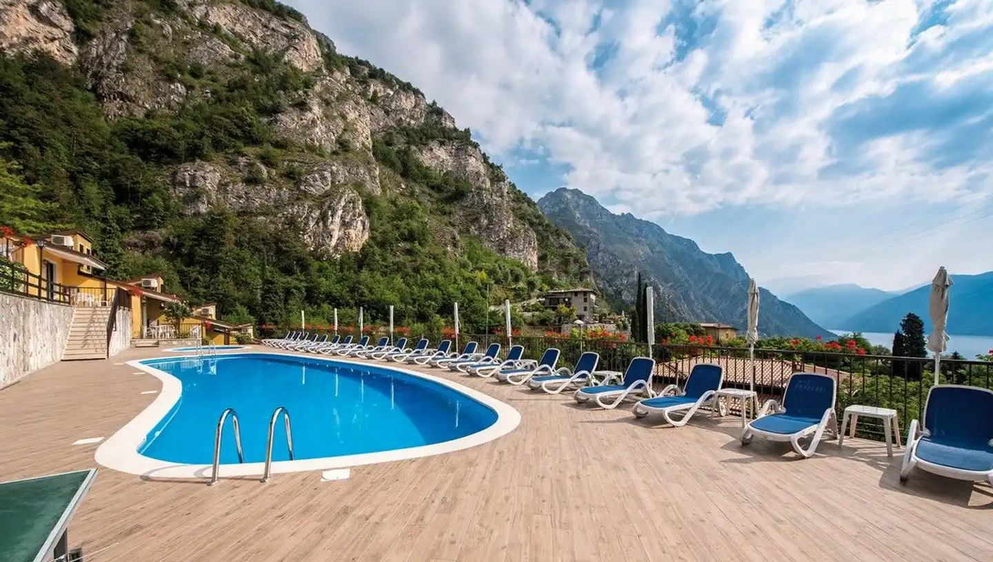 Residence Oasi Pool