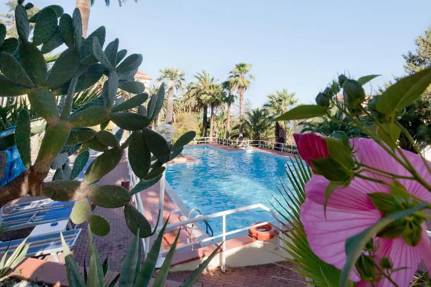 Nyala Suite Hotel Pool