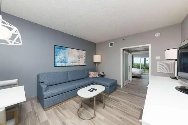 DoubleTree Suites by Hilton Melbourne Beach Oceanfront Wohnbeispiel