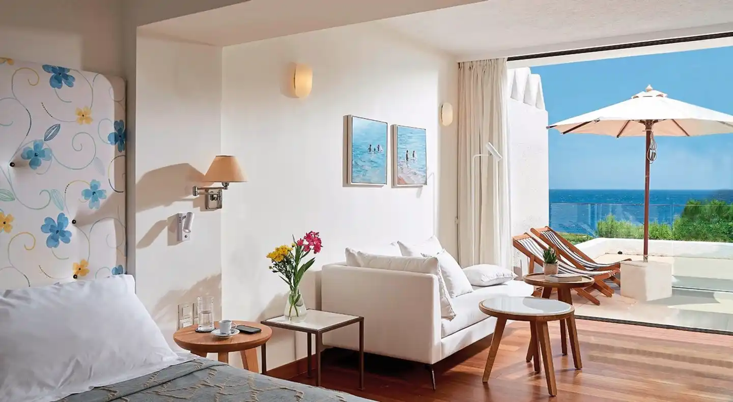 St. Nicolas Bay Resort Hotel & Villas Wohnbeispiel