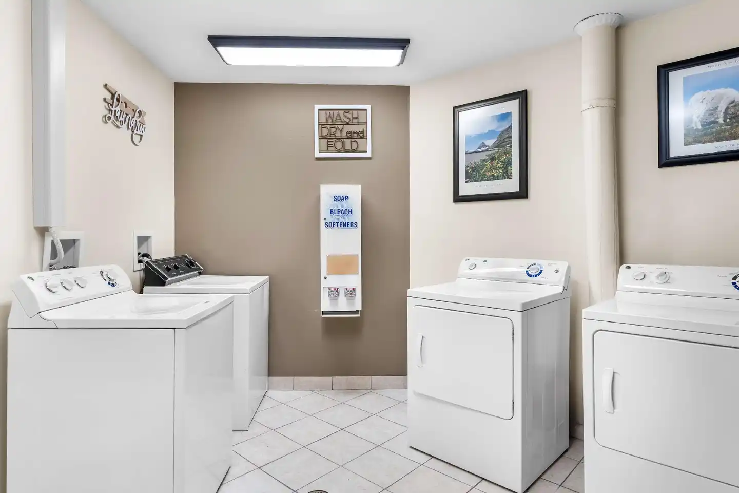 Best Western Rocky Mountain Lodge Badezimmer