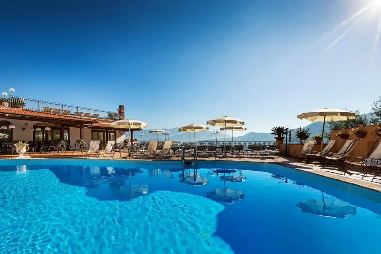 La Vue d'Or Pool