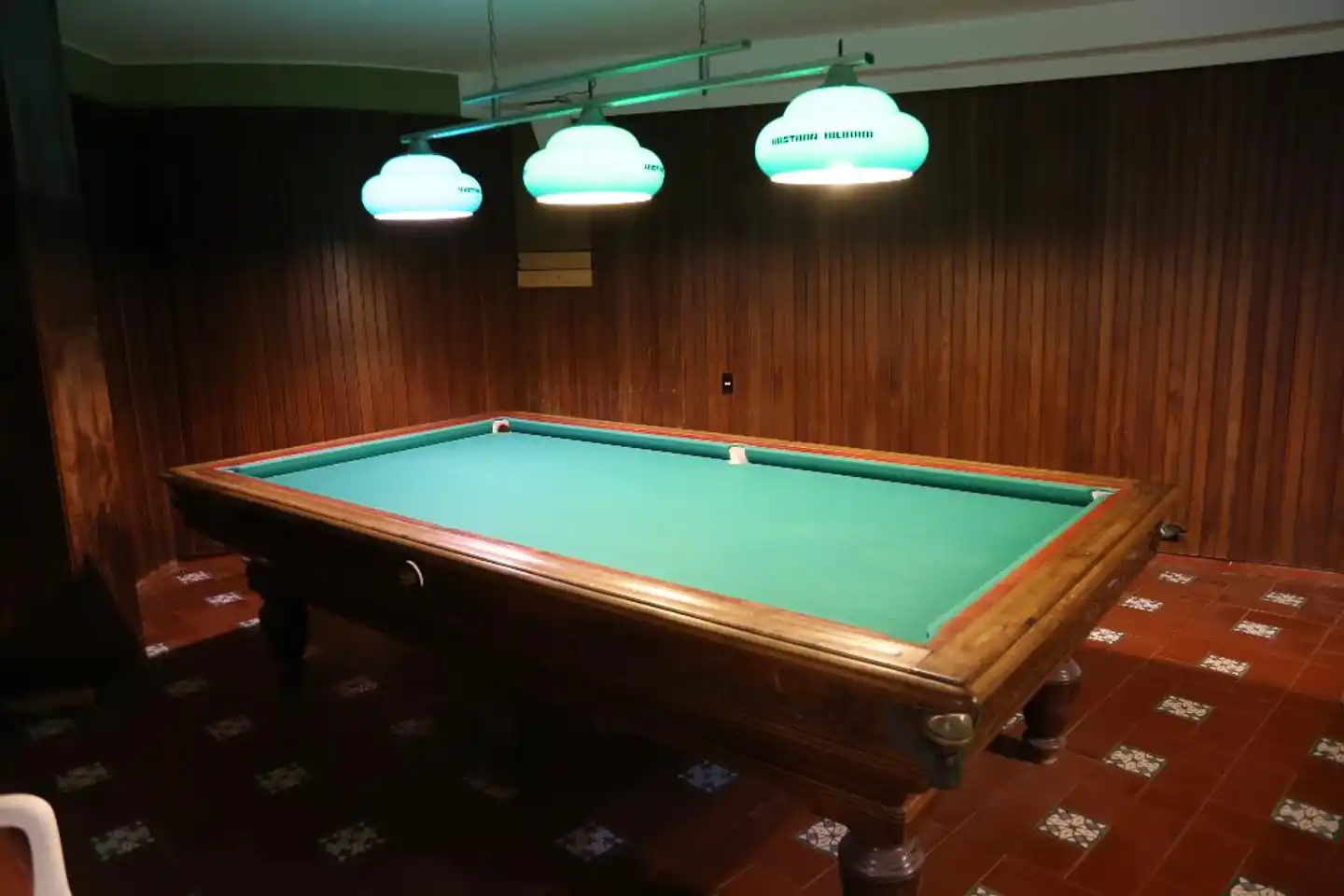 Club Esse Roccaruja Hallenbad