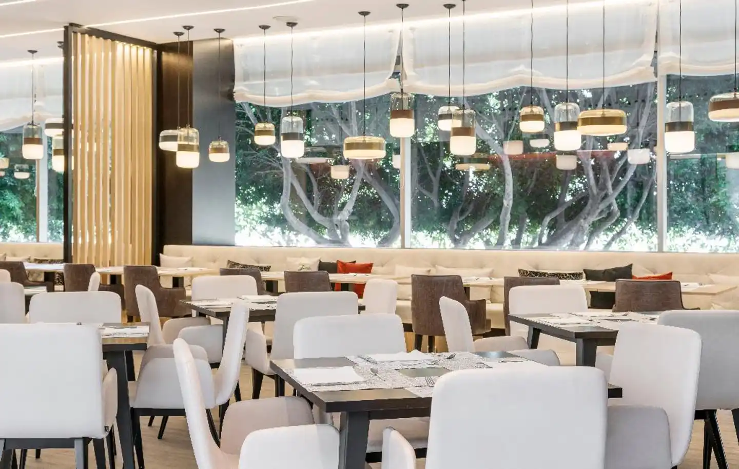 Hotel ILUNION Malaga Restaurant