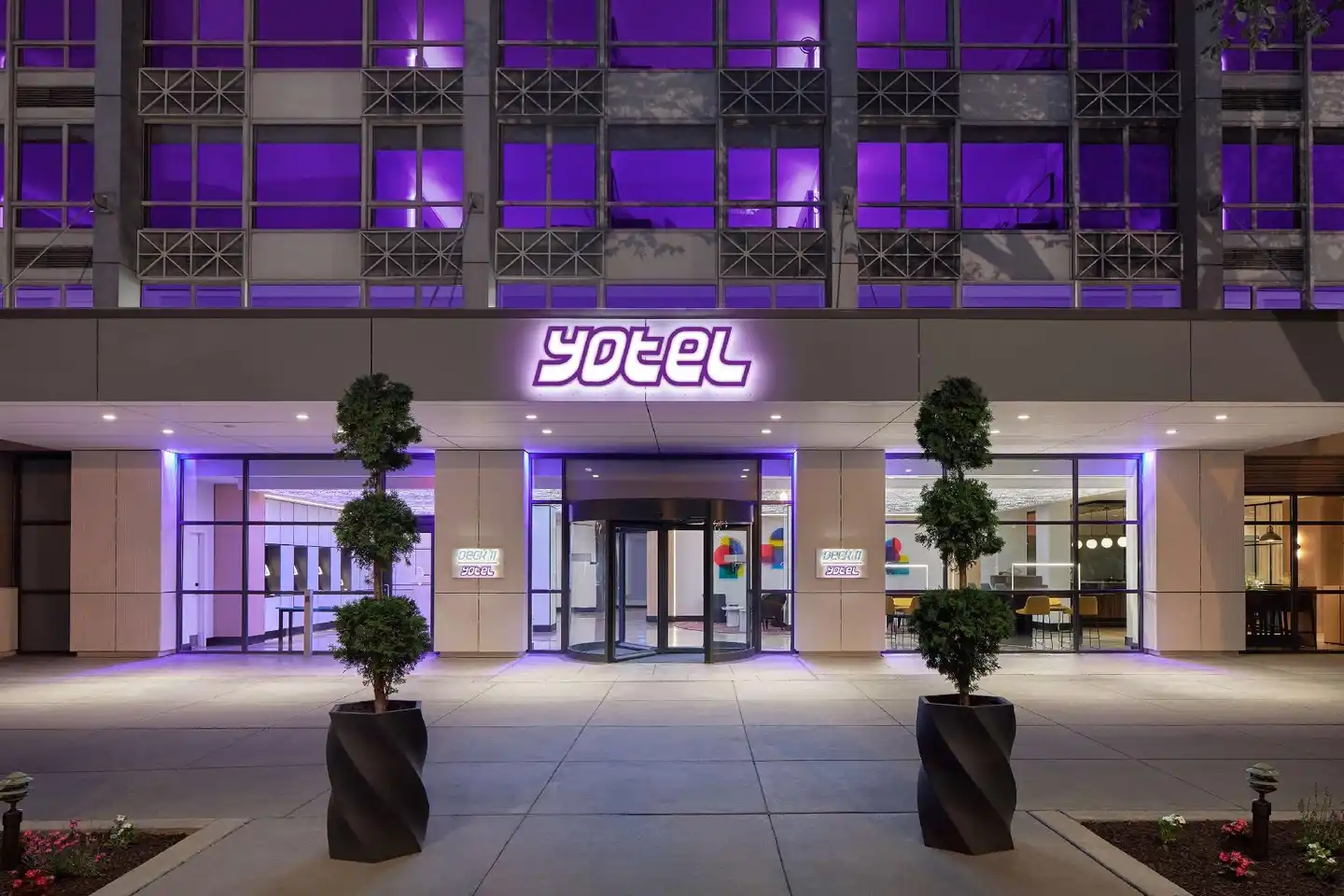 YOTEL Washington DC Lobby