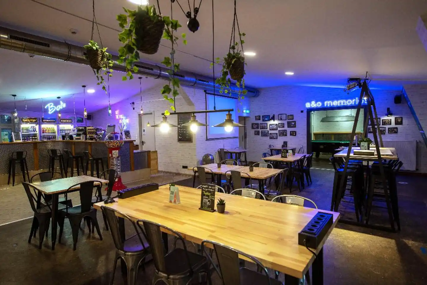 A & O Friedrichshain Bar