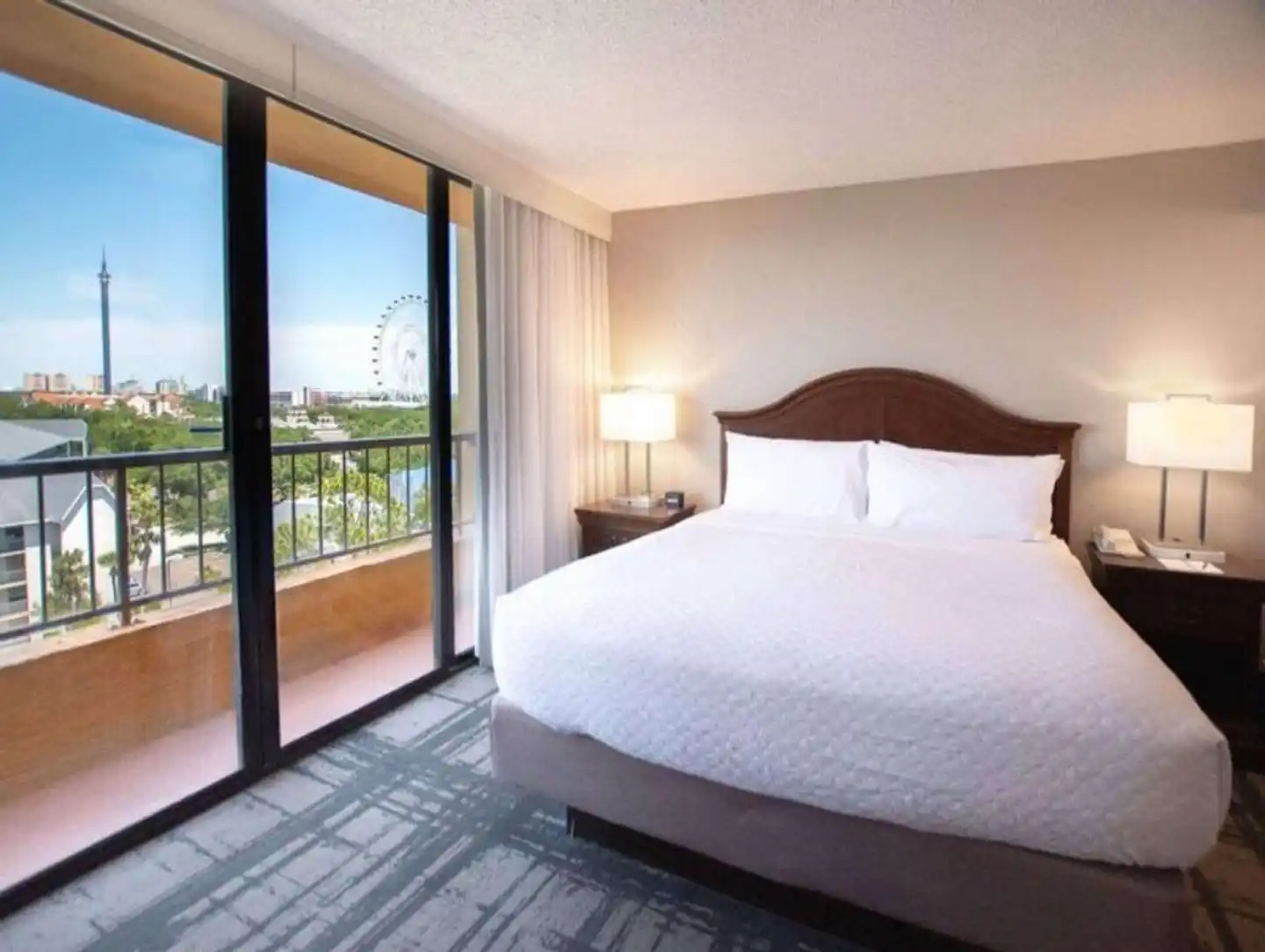 Embassy Suites by Hilton Orlando International Drive Convention Center Wohnbeispiel