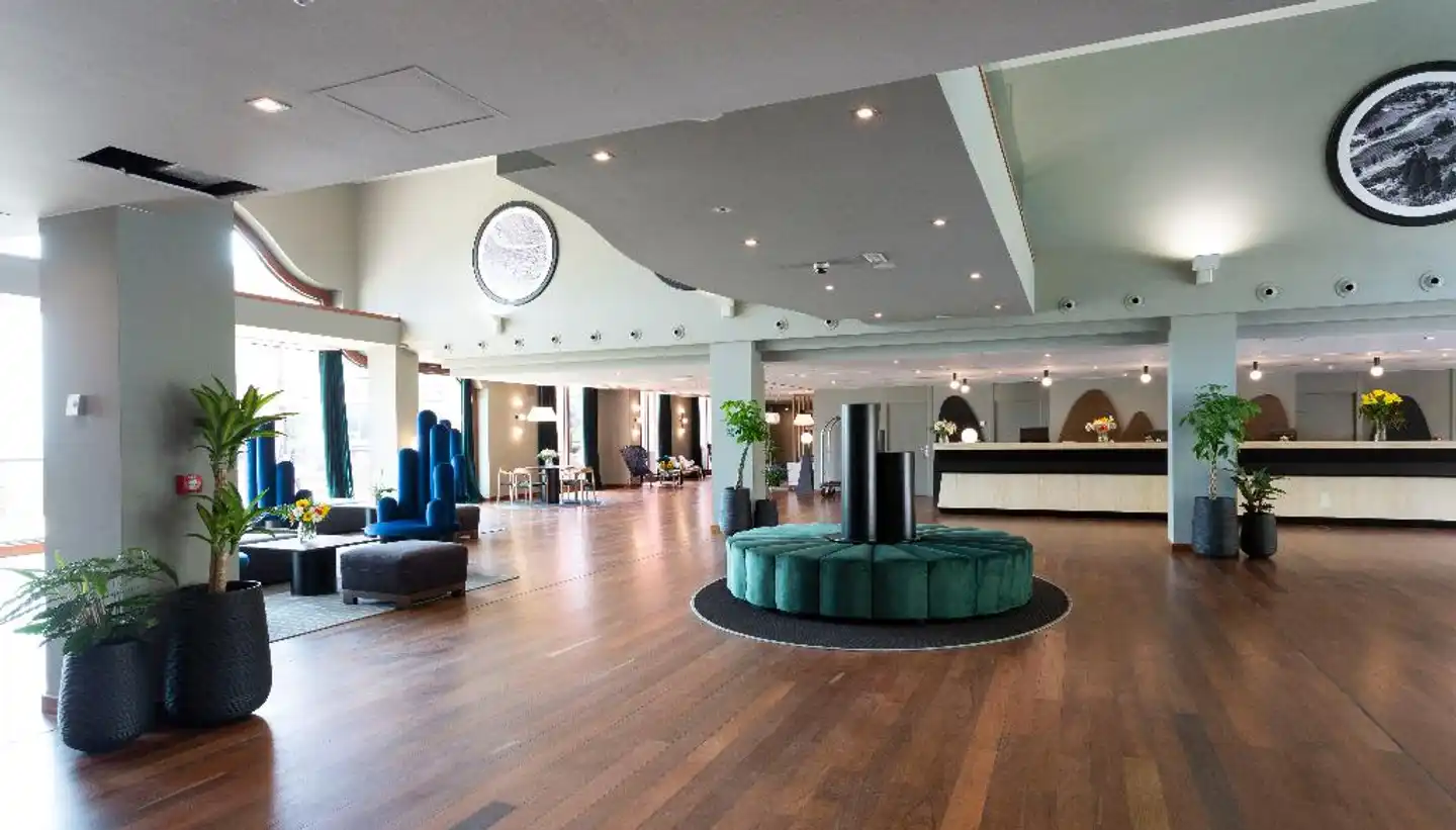 Hotel Barcelona Golf Resort Lobby