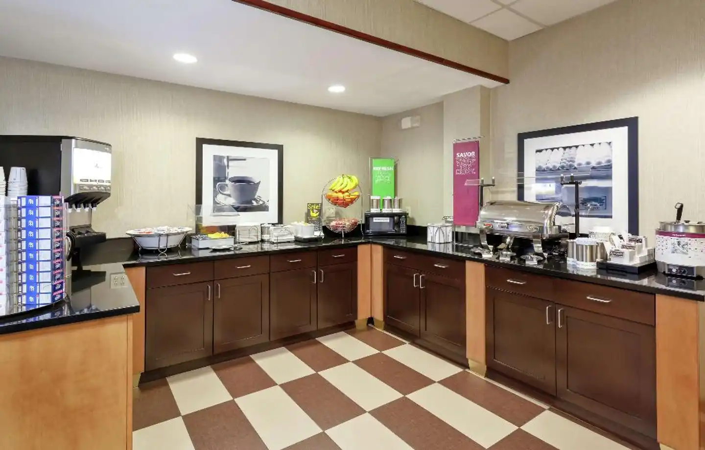 Hampton Inn Melbourne Lobby