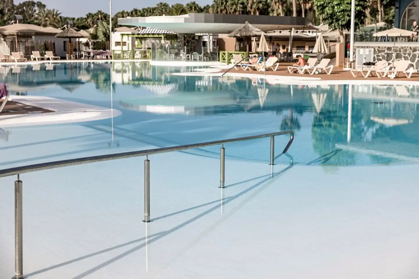 Caybeach Princess Pool