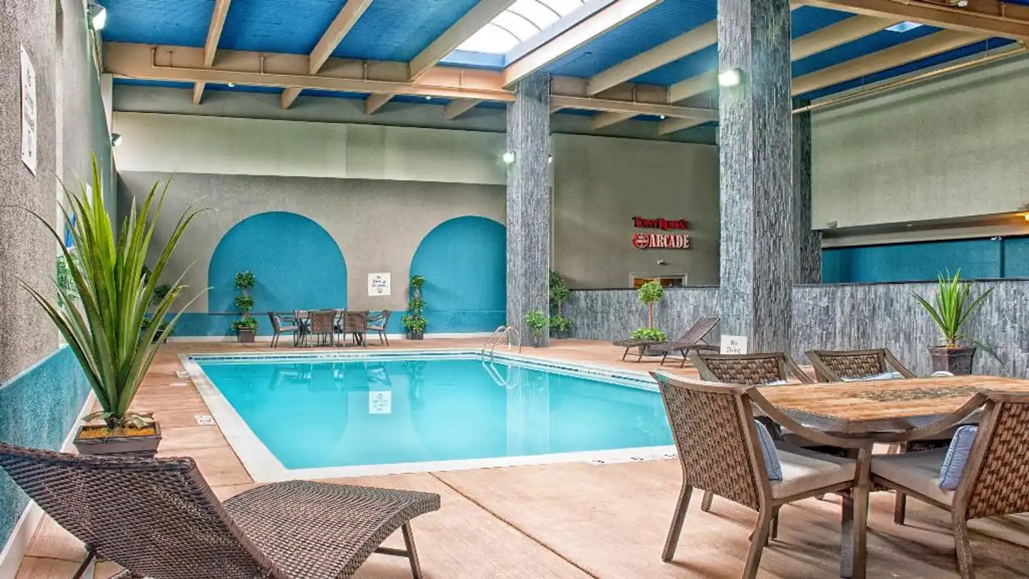 Holiday Inn Niagara Falls-Scenic Downtown Hallenbad