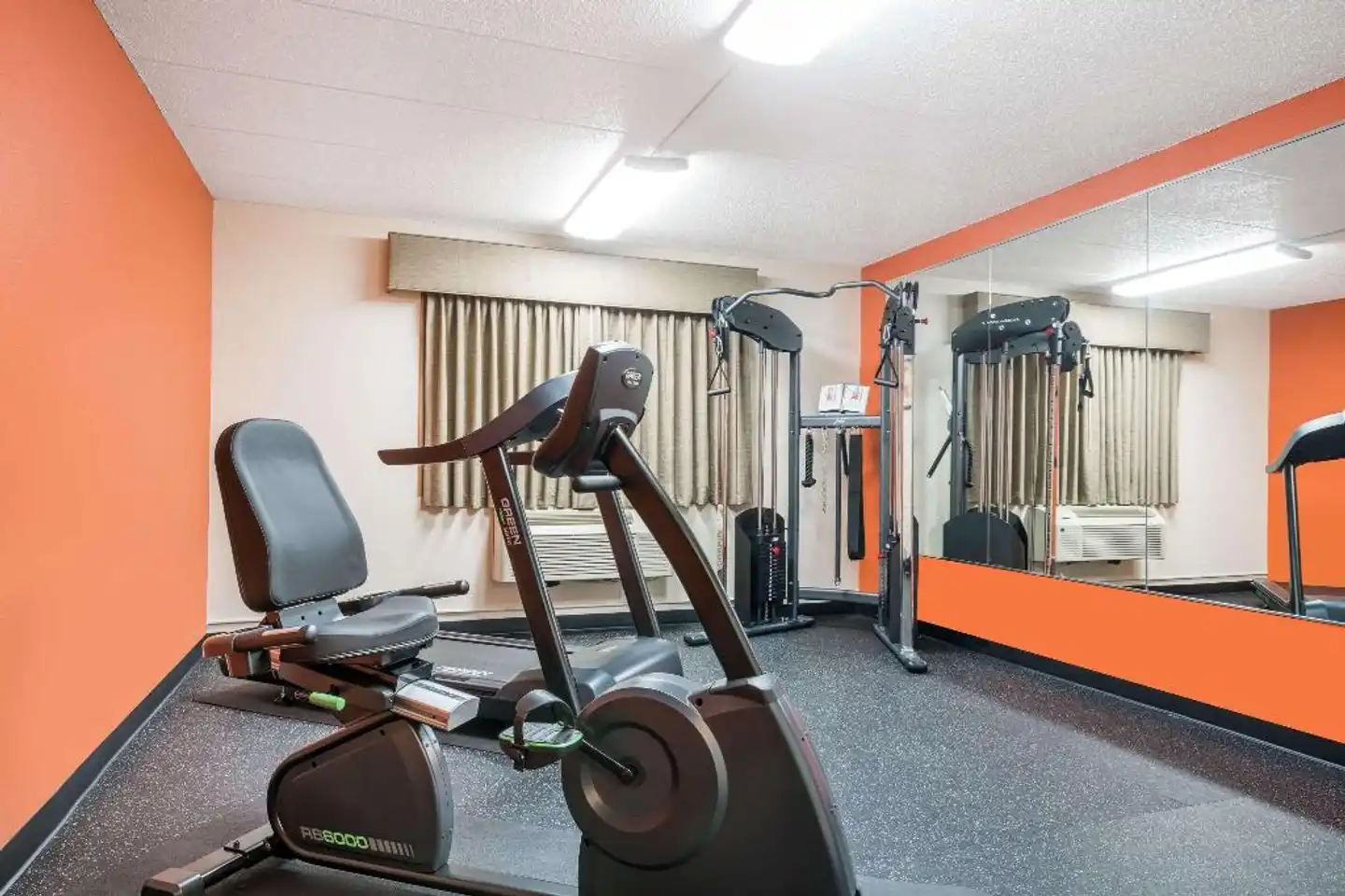 Baymont by Wyndham Bloomington MSP Airport Sport und Entertainment