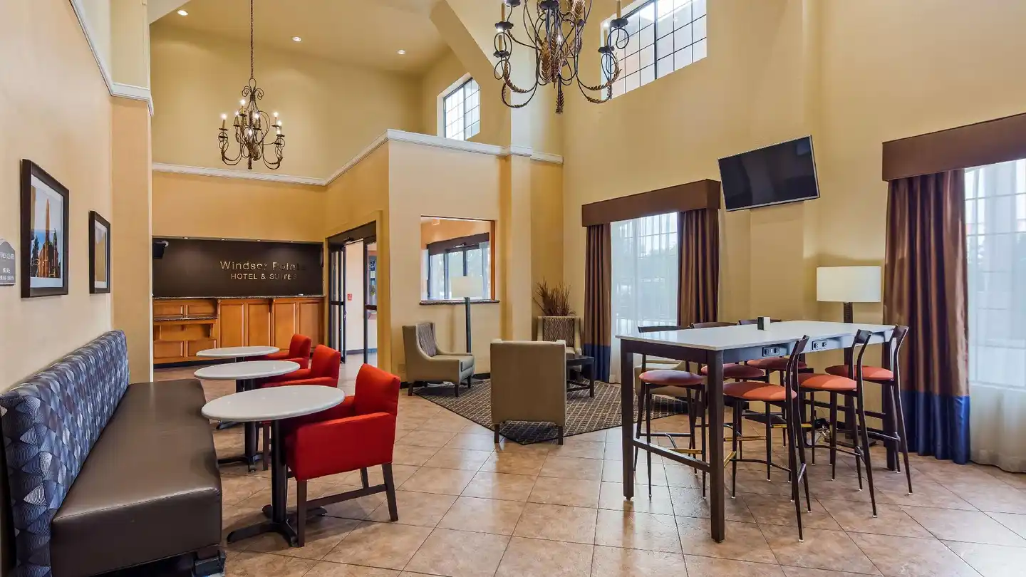 Best Western Windsor Pointe Hotel & Suites-AT&T Center Lobby