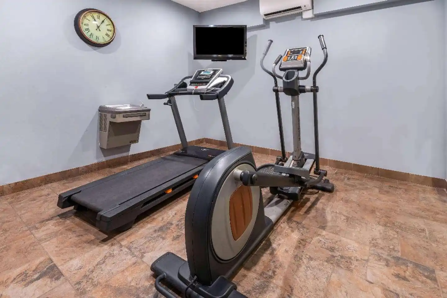 La Quinta Inn & Suites by Wyndham Belgrade - Bozeman Airport Sport und Entertainment