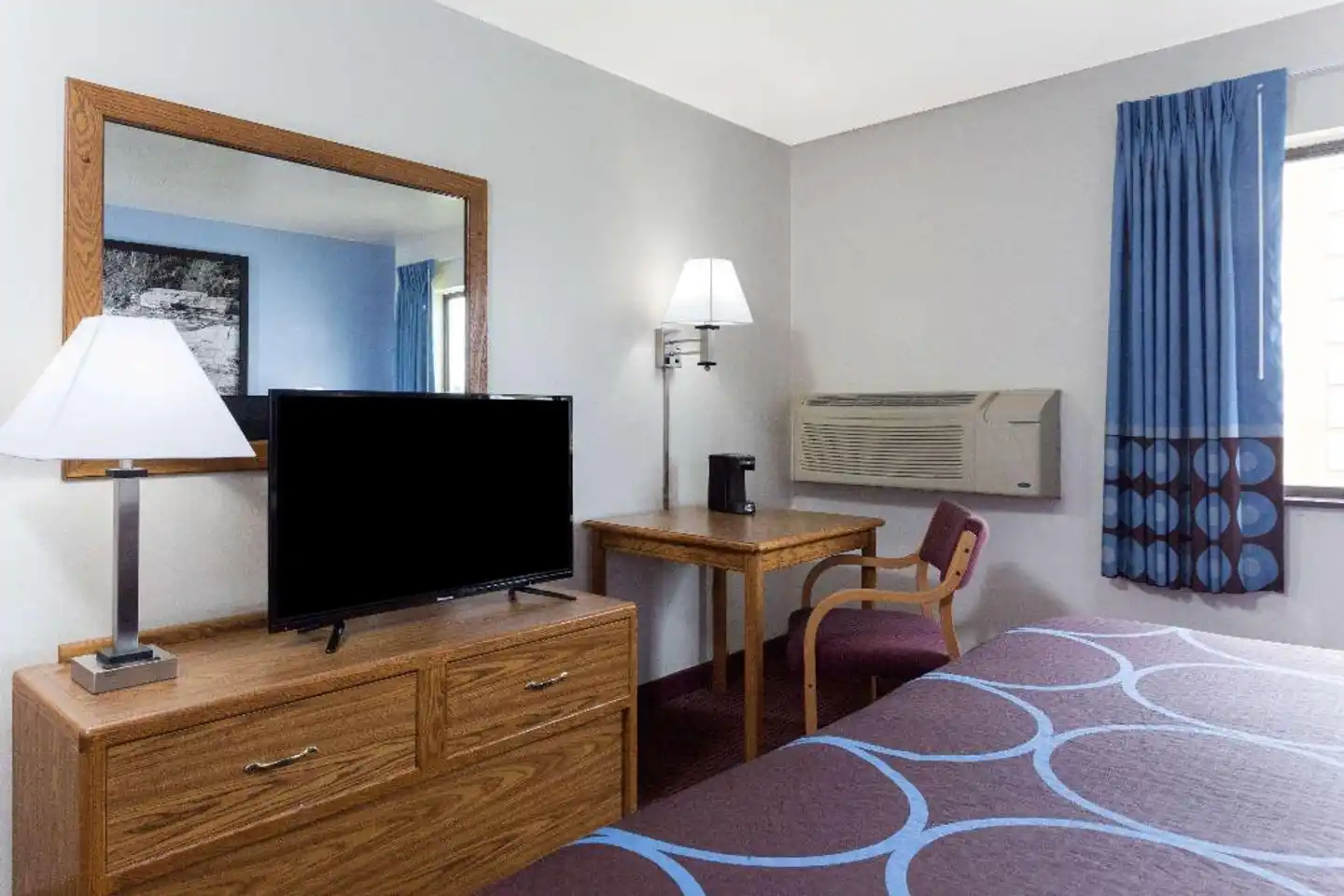 Super 8 by Wyndham Wisconsin Dells Wohnbeispiel